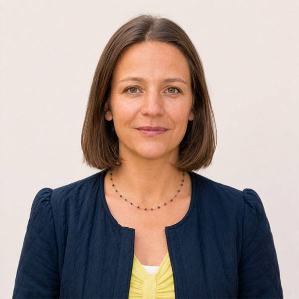 Geneviève KROL - École Supérieure de Commerce d