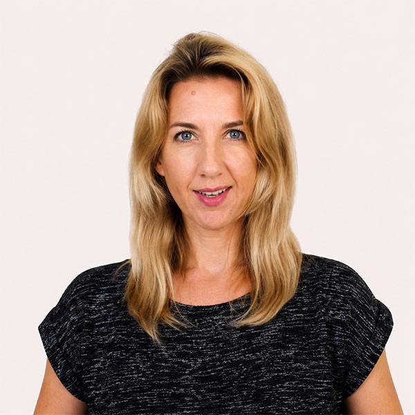 Claire DUPONT - École Supérieure de Commerce d